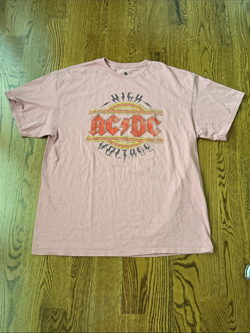 Junk Food mauve AC/DC oversized band tee large
